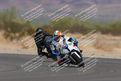 media/Sep-11-2022-SoCal Trackdays (Sun) [[81b7e951af]]/Turn 5 (1110am)/